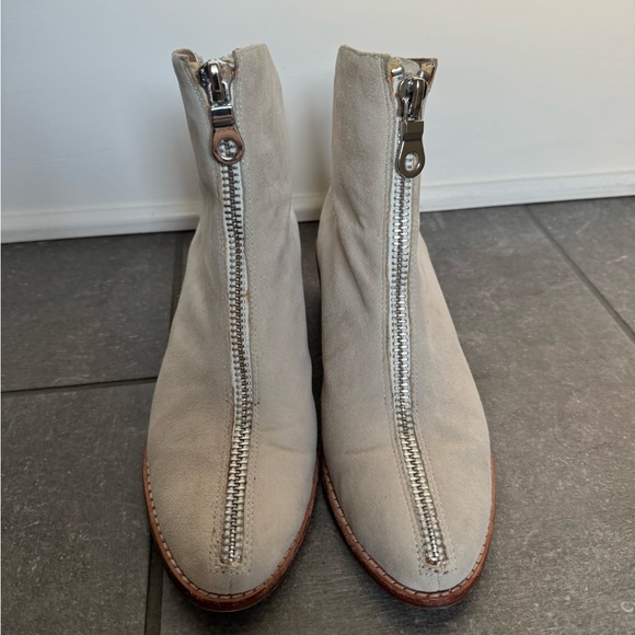 Matiko Mylvia Zipped Ankle Boots - Picture 6 of 14